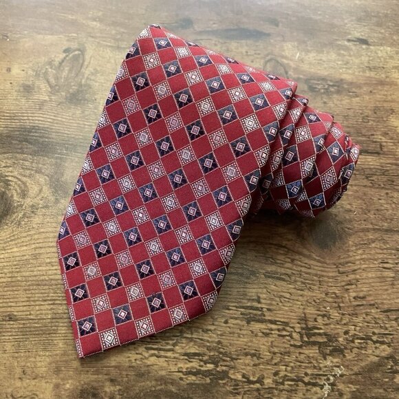 Ermenegildo Zegna Silk Tie Dark Red Geometric Satin Finish Necktie Luxury Italy